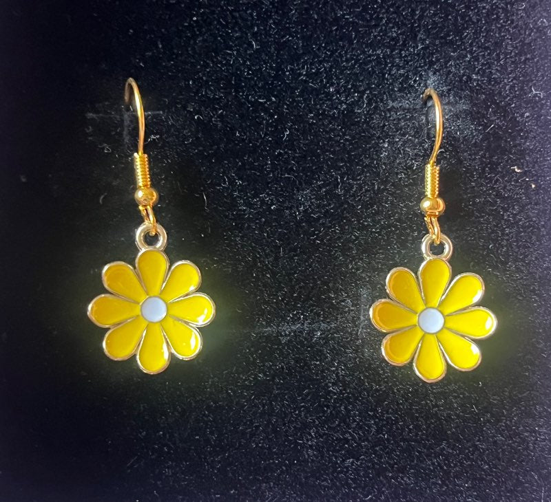 Eyrnalokkar handmade
