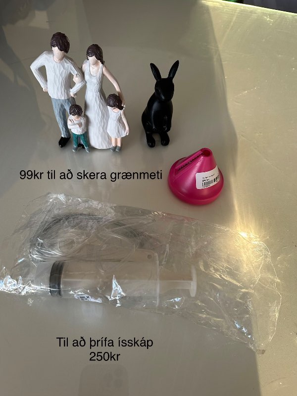 Bleikur skrælari yddari