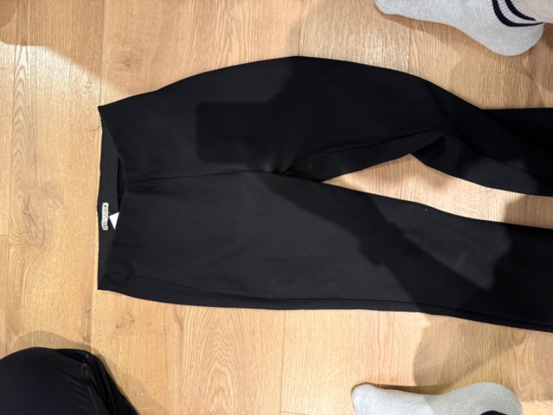 svartar buxur - Zara