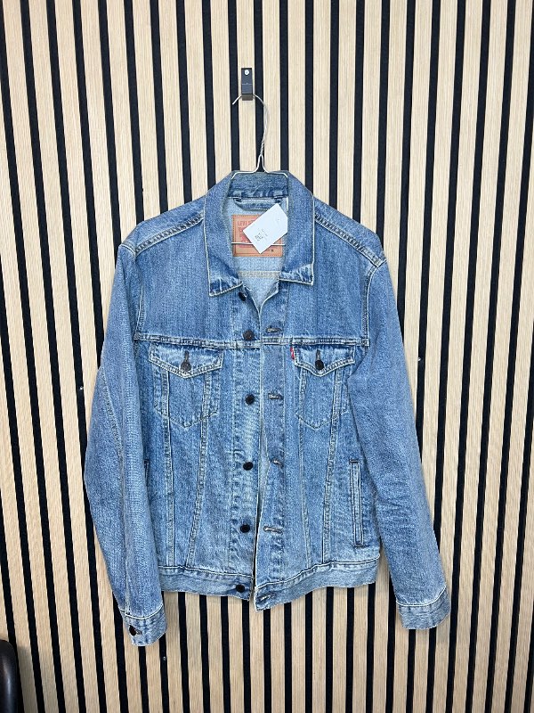 Levi’s gallajakki