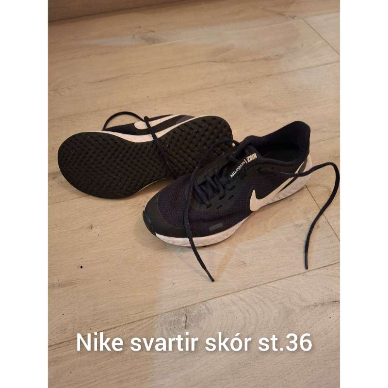 Nike skór