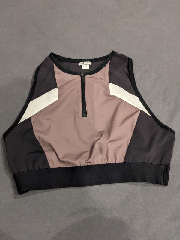 Reebok toppur rennilás