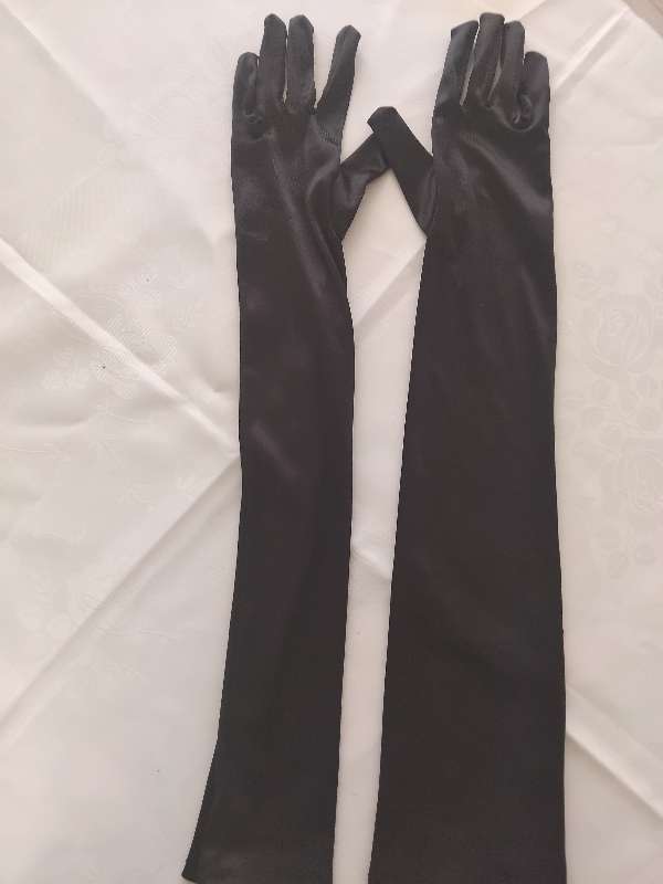 Hanskar, svartir, samkv