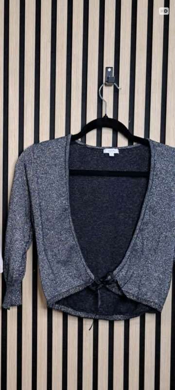 $ Peysa sv glimmer stutt SHARE