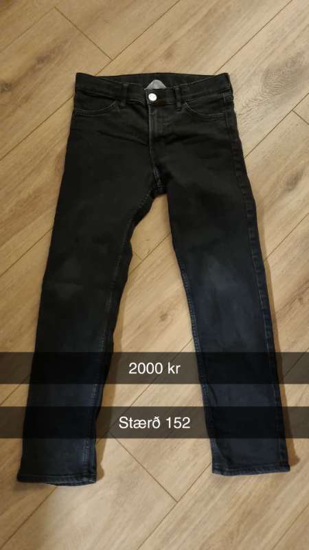 Svartar gallabuxur