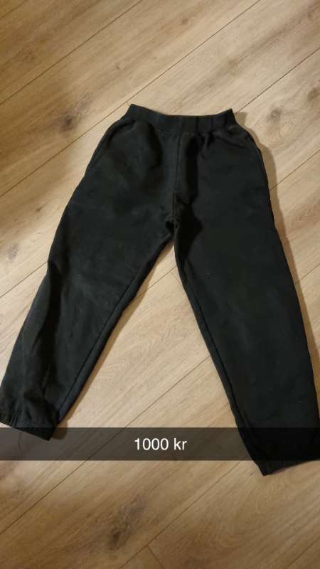 Svartar buxur