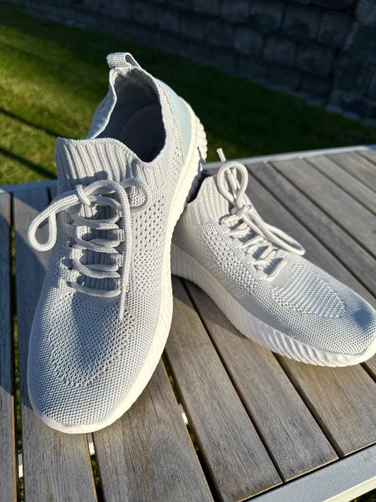 Strigaskór Rugged Gear gráir