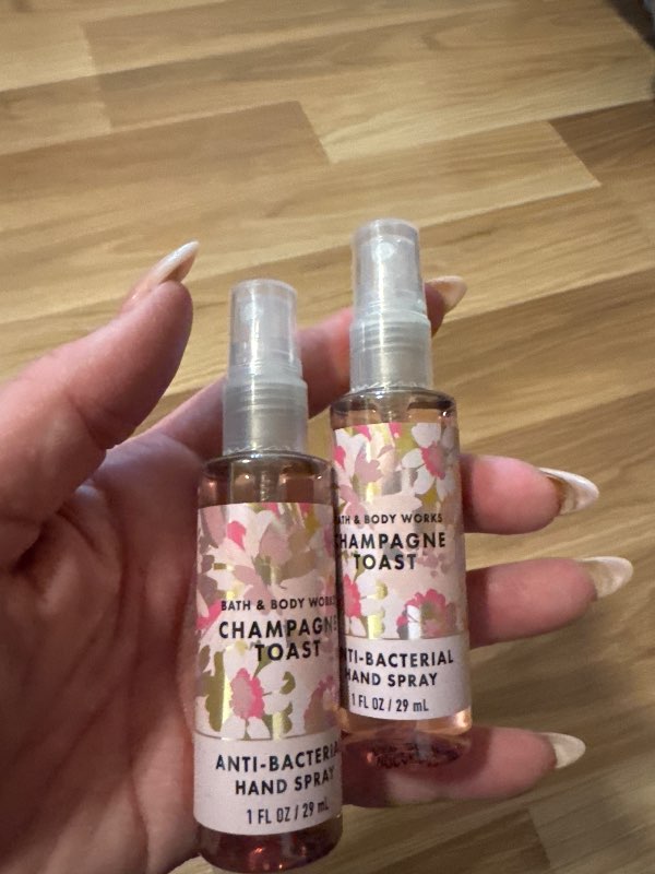 Bath and body works hand Sprey