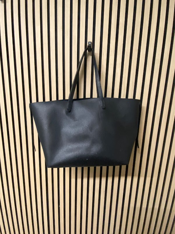 H&M taska