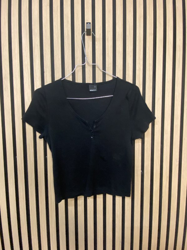 Gina tricot stuttermabolur