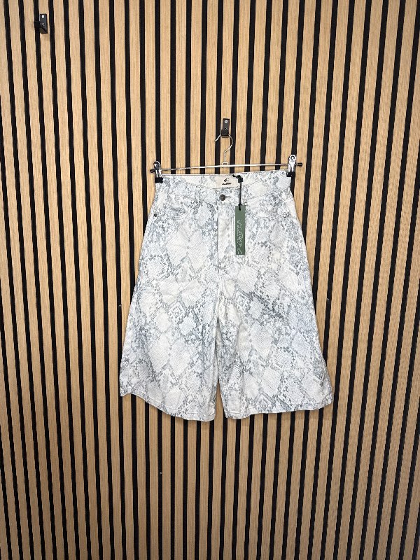 Scuffer jorts