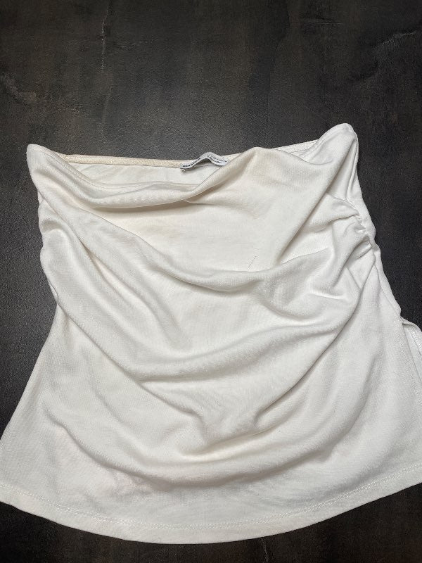 Bershka toppur