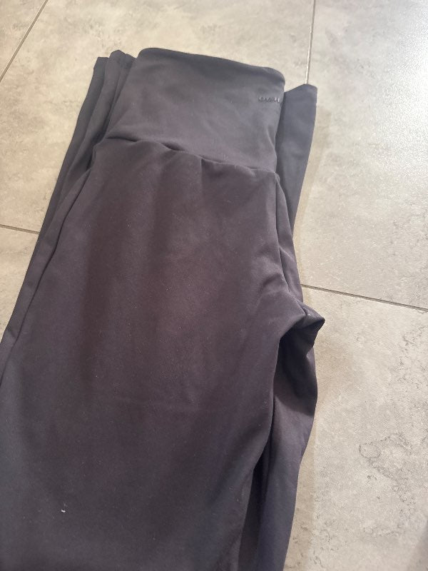 Oysho buxur svartar