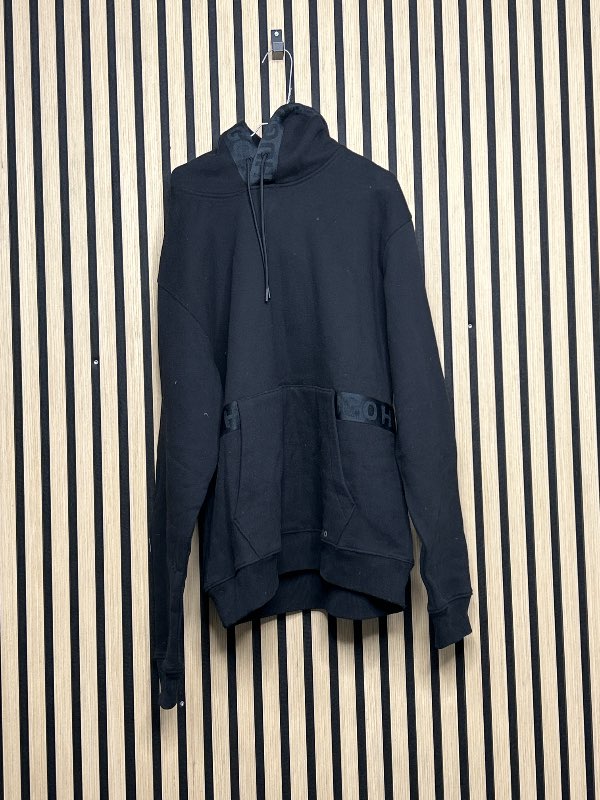 Hugo boss peysa