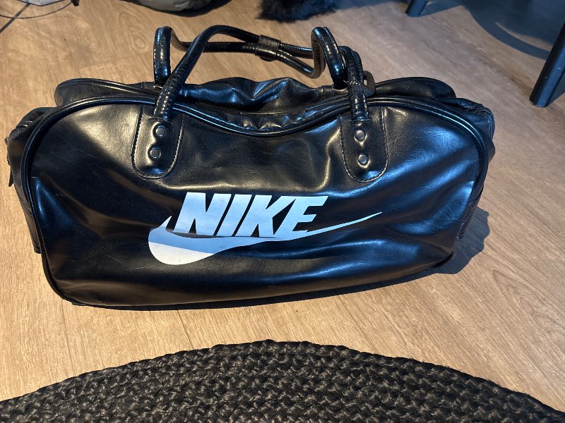 nike taska