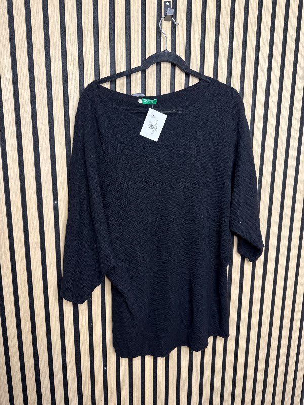 Benetton 100% wool long sleeve black