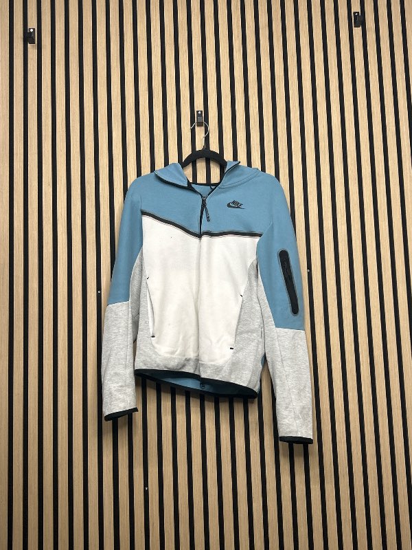 Nike peysa