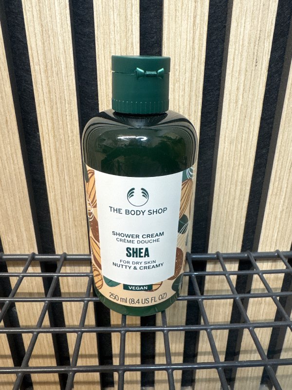 Body Shop - Shower Cream