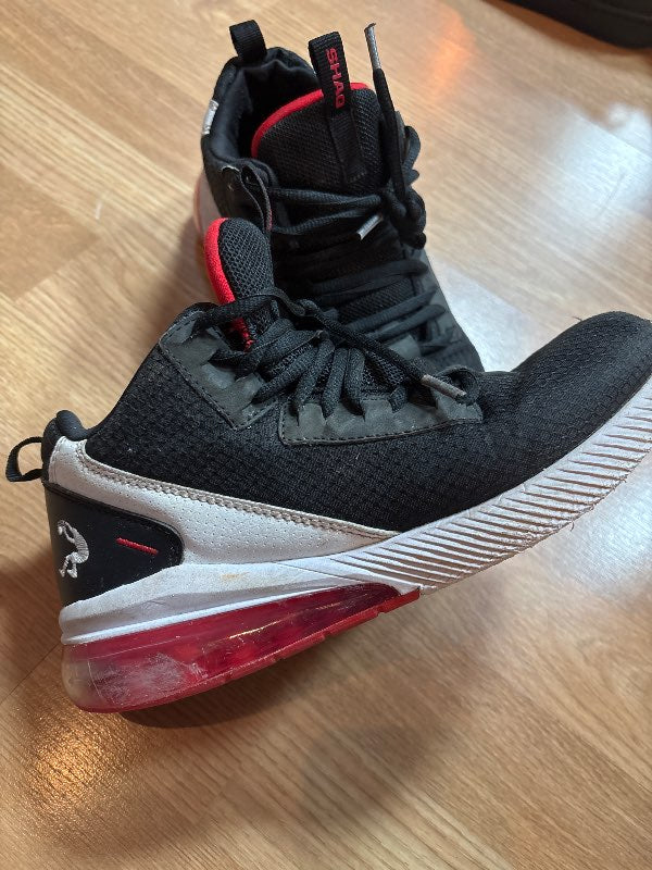 Shaq uppháir skór 36.5