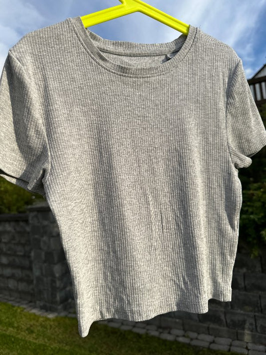 Stuttermabolur grár S