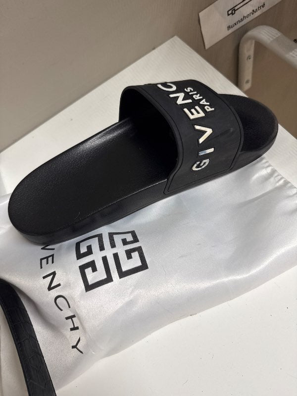 Givenchy slippers