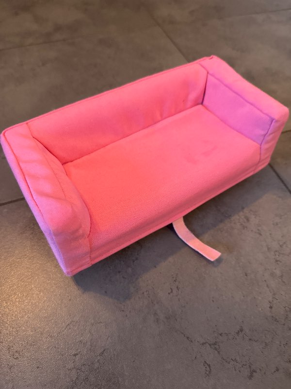 Barbie sófi bleikur