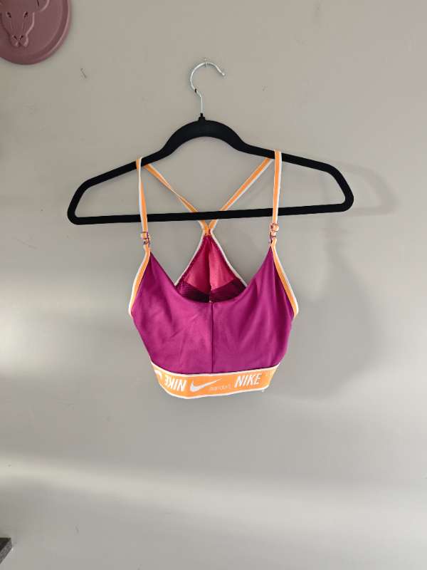 Nike toppur