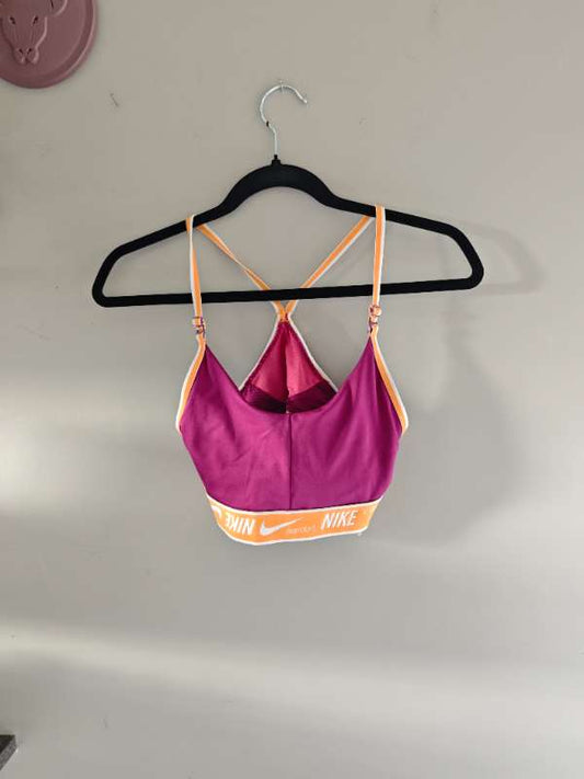 Nike toppur