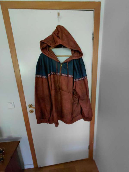 Peysa með hettu
