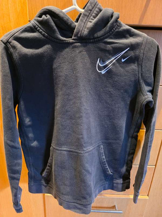 Nike svört hettupeysa