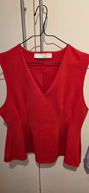 Ónotaður peplum