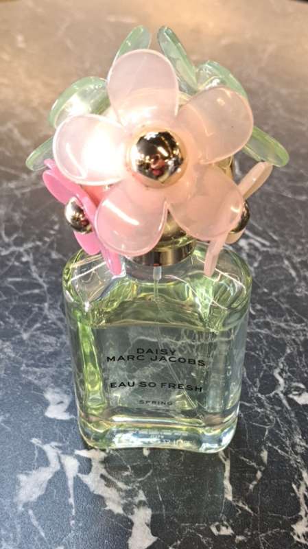 Marc Jacob's Daisy Eau so fresh SPRING Ilmvatn