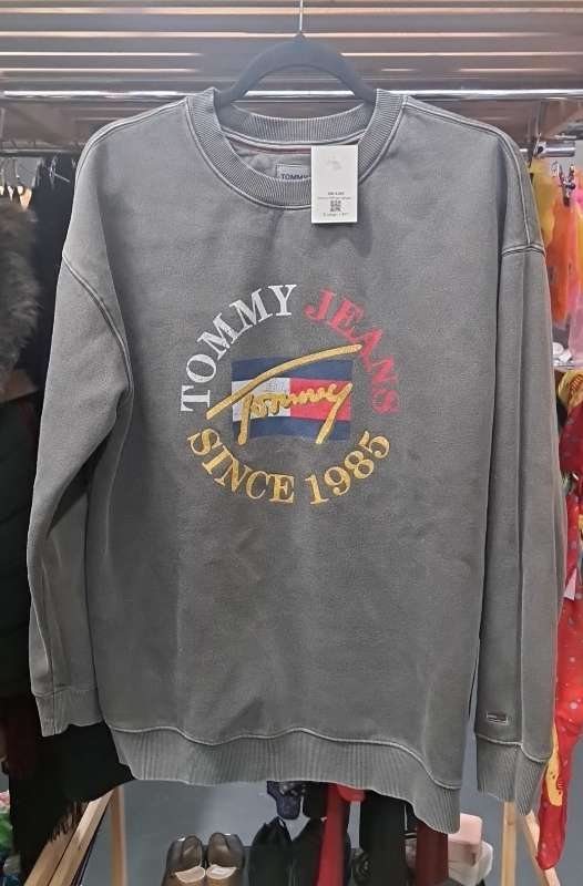 Tommy Hillfiger peysa grá