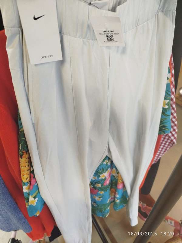 Nike Dri fit Golf NEW