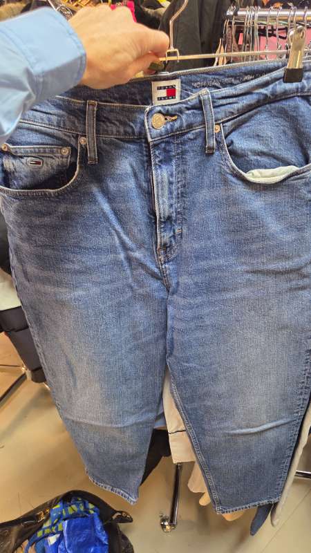 eddubuxur  TOMMY JEANS