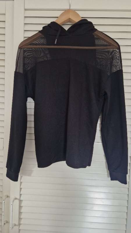Black hoodie Amisu