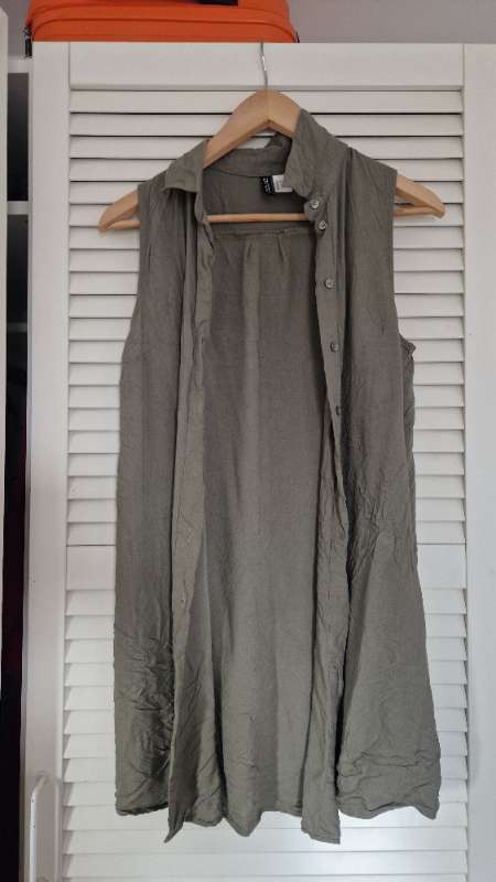 Green olive long shirt H&M