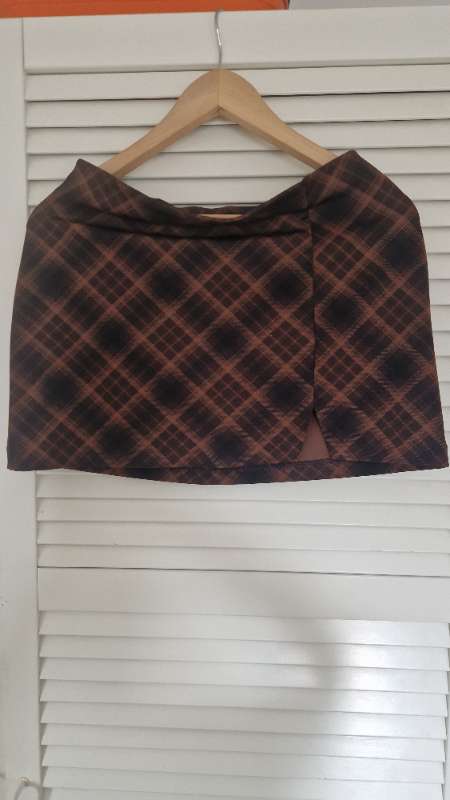 Brown short skirt H&M