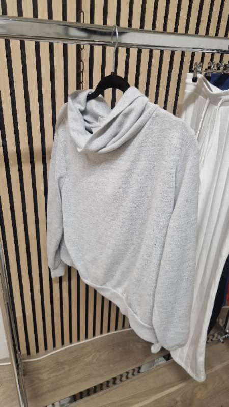 Grey hoodie