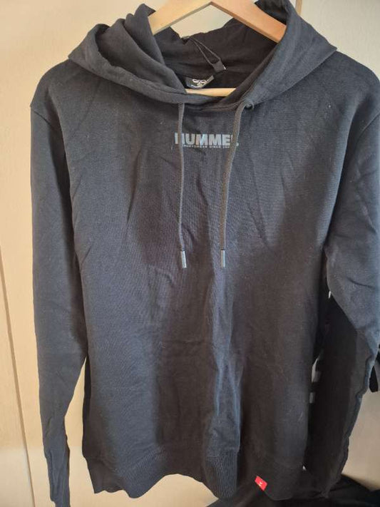 Hummel peysa