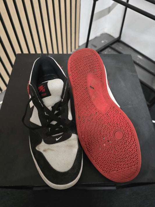 Nike striga skór