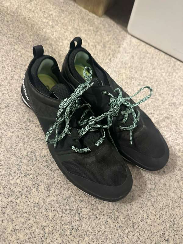 Reebok skór