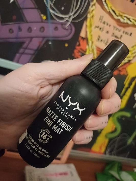 NYX setting spray