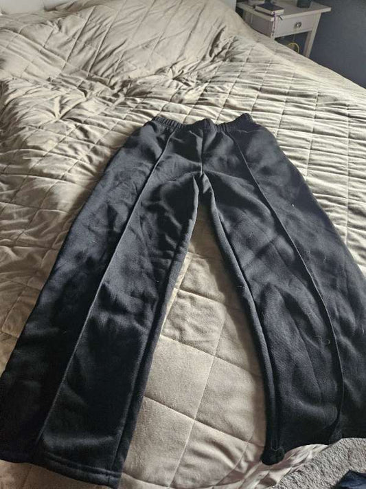 Svartar buxur beinar jogging
