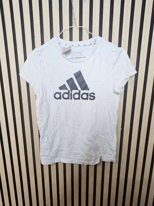 Adidas bolur