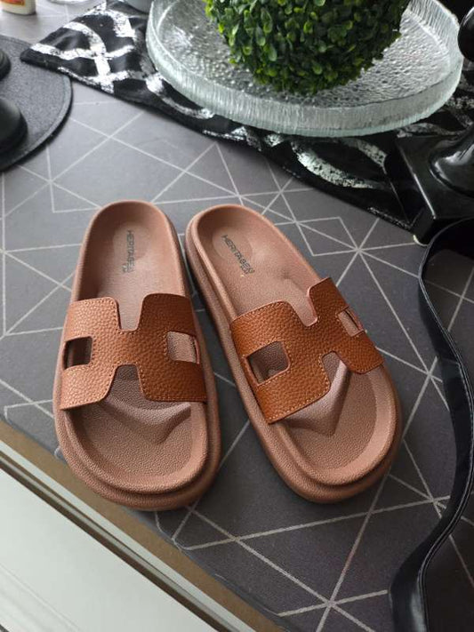 Sandalar Tan