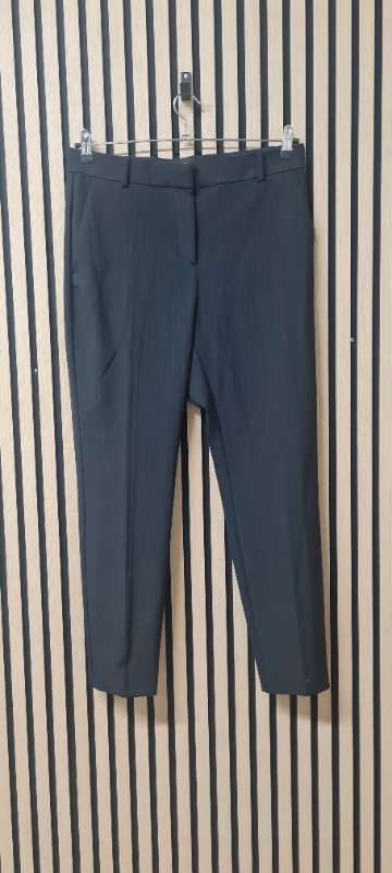H&M, buxur svartar (stripes)