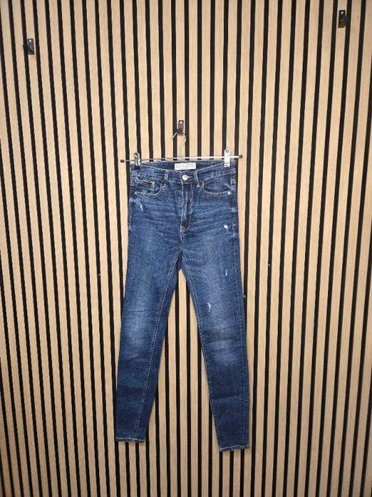 Stradivarius Regular Waist