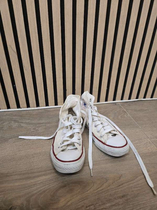 Converse classic