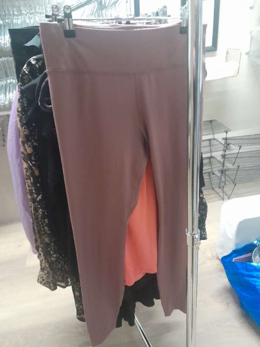 nike leggings st M